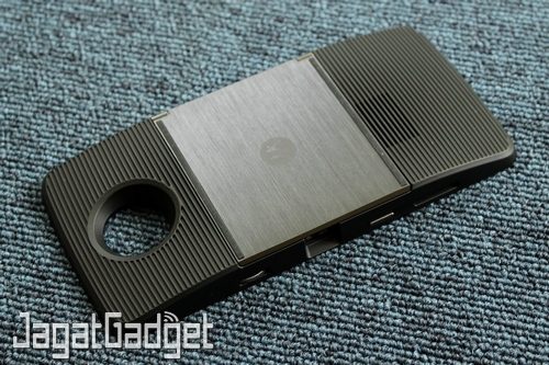 Hands-On Review Moto Mods untuk Moto Z 1 Moto Z - 24