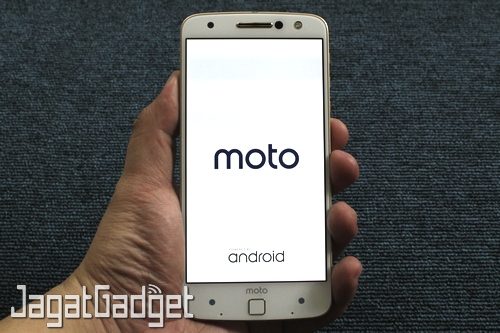 Review Smartphone Android Moto Z 2 Moto Z - 49