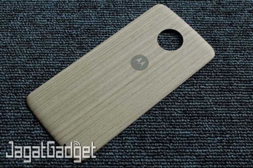 Moto Z Play - 21