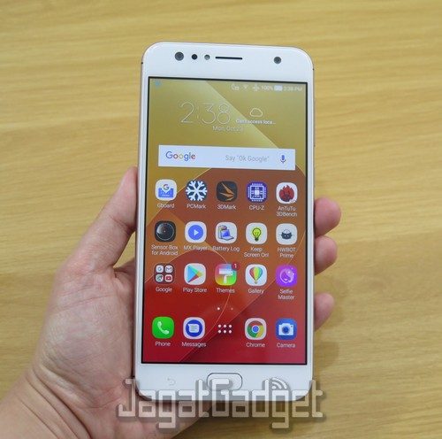 Review Smartphone Android: Asus Zenfone 4 Selfie 1 zefone 4 selfie00010