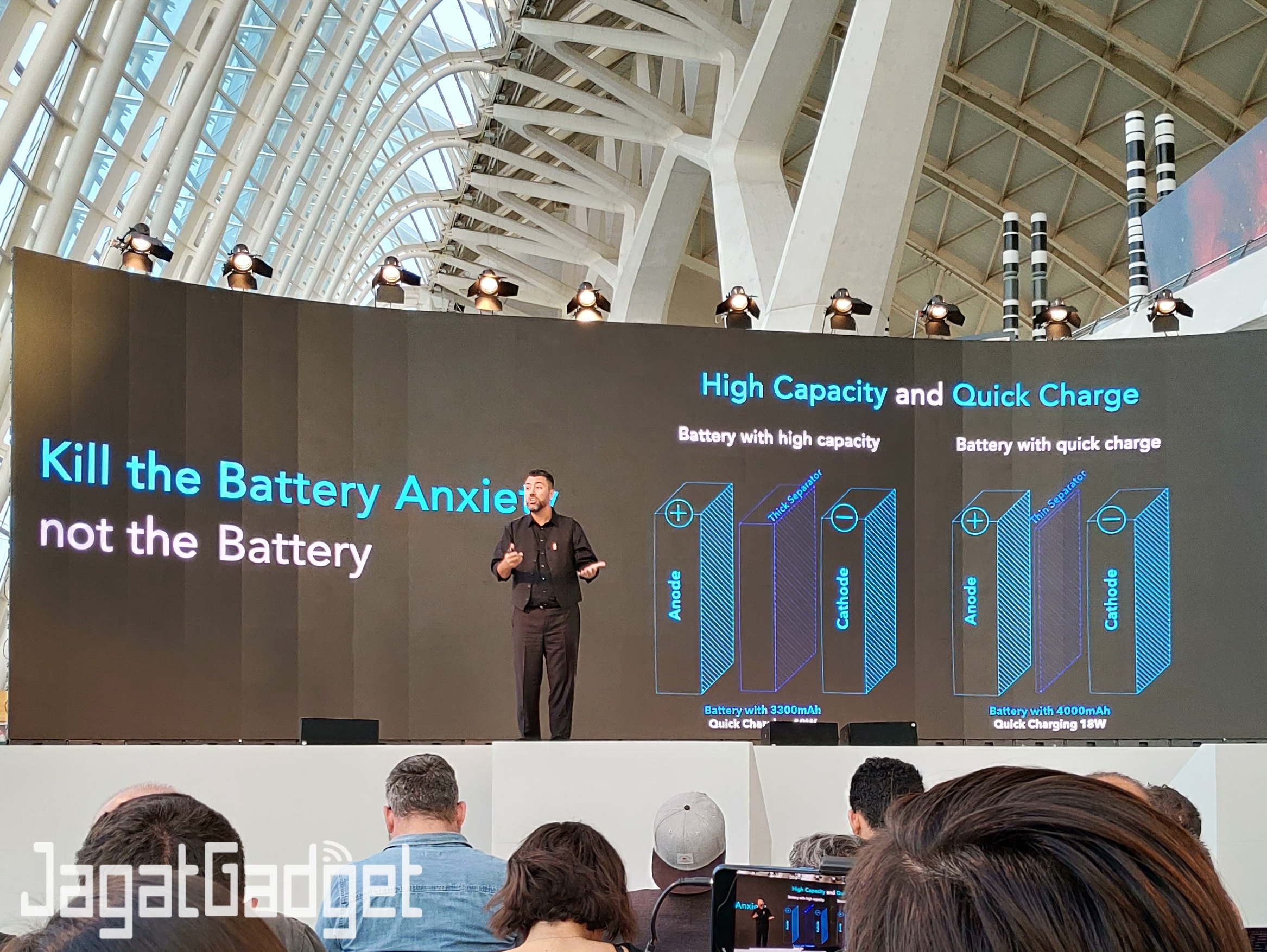 ASUS Rilis Smartphone Flagship Baru: ZenFone 6 5 P 20190516 201746 01