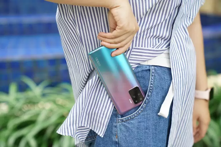 Oppo Reno 5F Segera Hadir , Usung Desain Permium Luar Dalam 3 Oppo Reno 5F 4