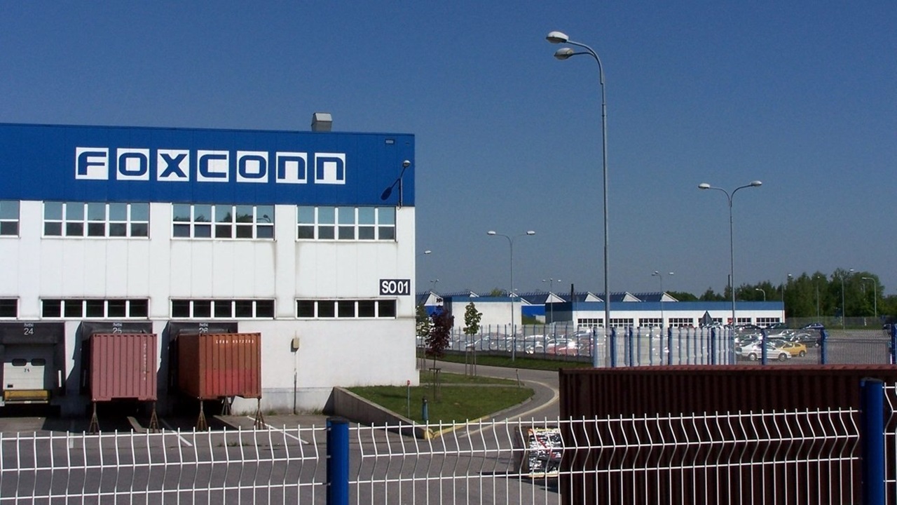 Produksi iPhone Di Pabrik Foxconn China Akan Kembali Normal Awal Januari 2023
