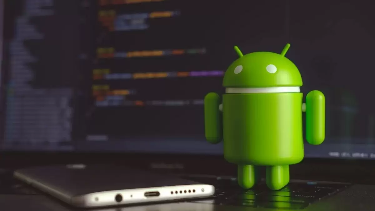 Android 14 Tak Lagi Izinkan Pengguna Instal APK Versi Lawas