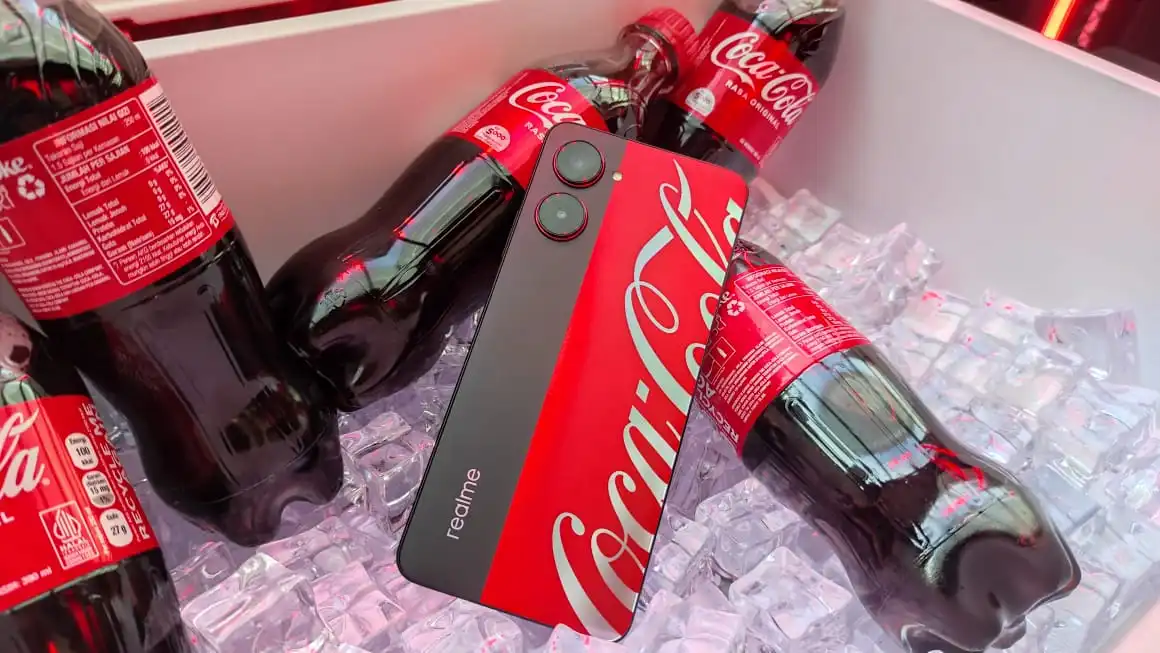 Realme 10 Pro 5G Coca-Cola Edition Rilis di Indonesia, Hanya Tersedia 1.000 Unit!