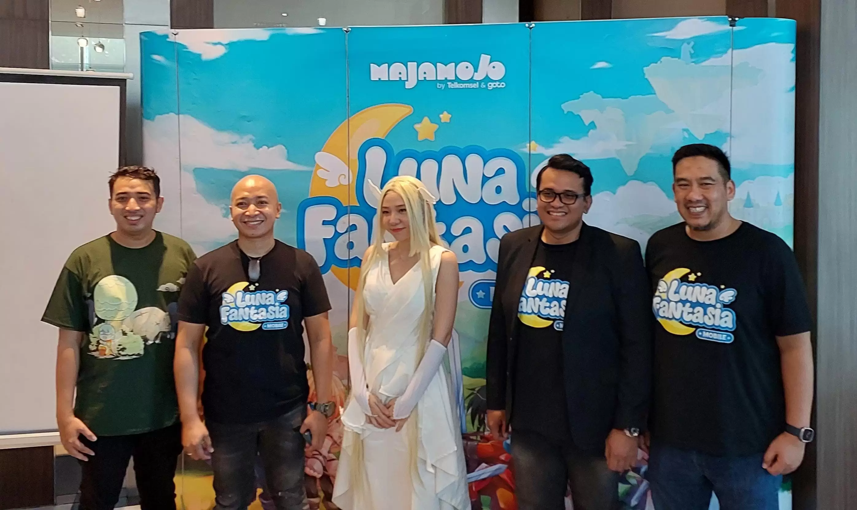 Luna Fantasia Mobile