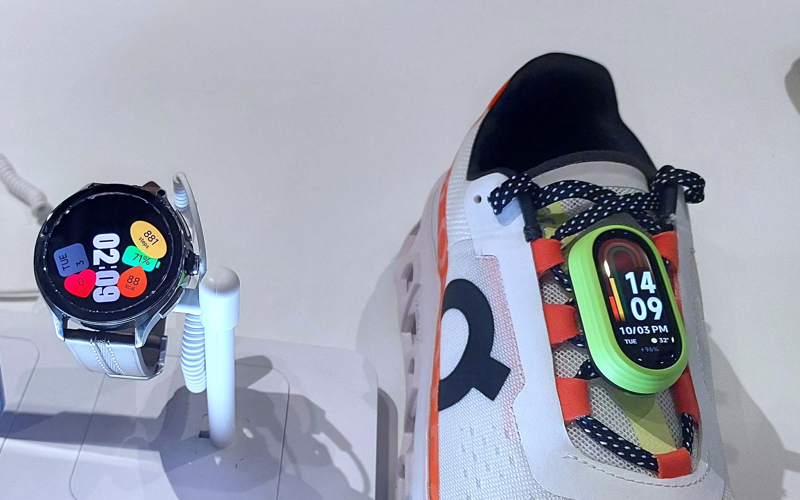 Xiaomi Watch 2 Pro dan Smart Band 8