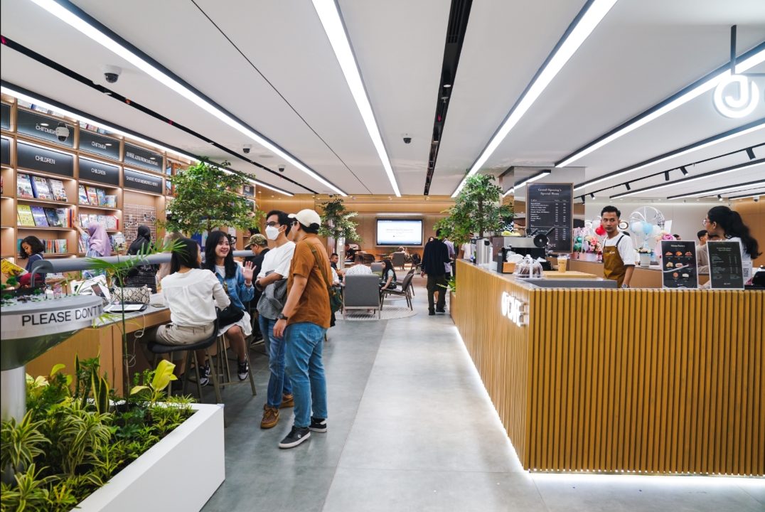 OPPO Experience & Service Store Resmi Hadir di Delipark, Medan 2 Screenshot 20231215 194501 Gallery