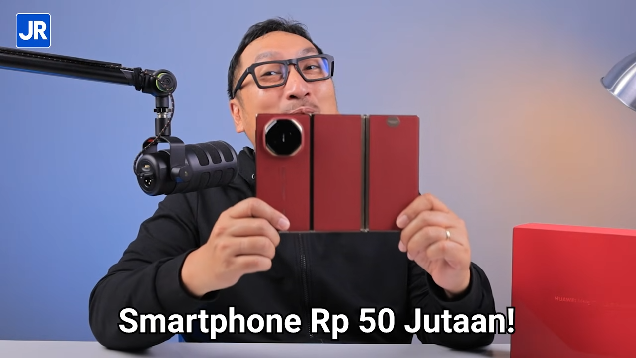 Review Huawei Mate XT Ultimate Design: Inovasi Terbaik Huawei Saat Ini 1 Huawei Mate XT 1