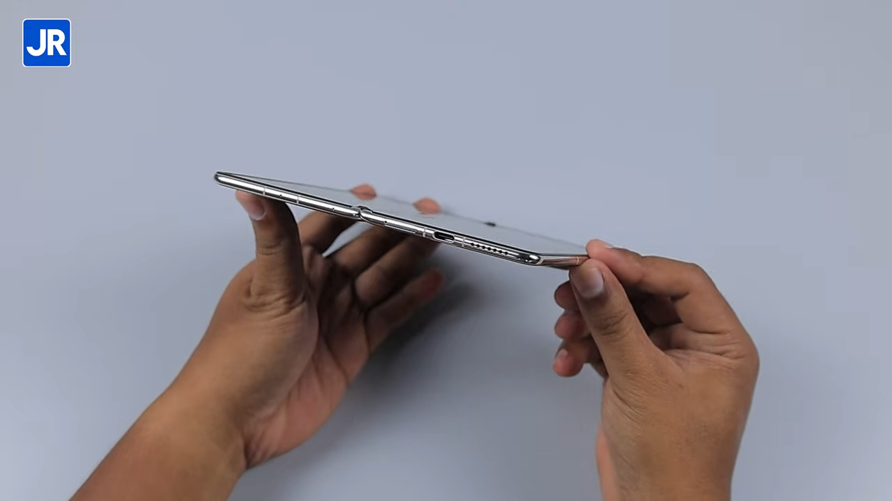 Review Huawei Mate XT Ultimate Design: Inovasi Terbaik Huawei Saat Ini 3 Huawei Mate XT 4