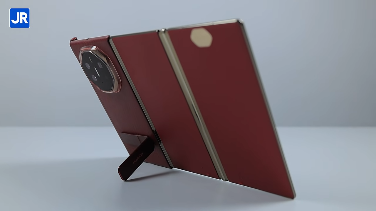 Review Huawei Mate XT Ultimate Design: Inovasi Terbaik Huawei Saat Ini 4 Huawei Mate XT 5