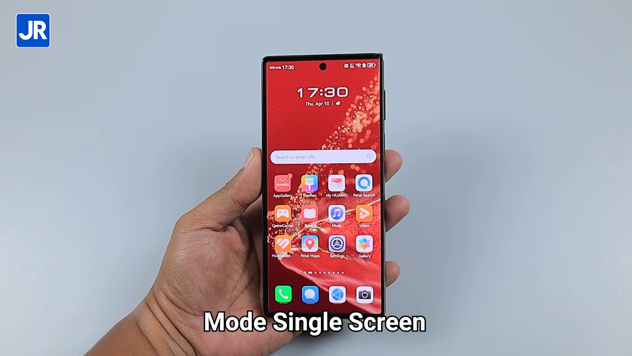 Review Huawei Mate XT Ultimate Design: Inovasi Terbaik Huawei Saat Ini 5 Huawei Mate XT 8