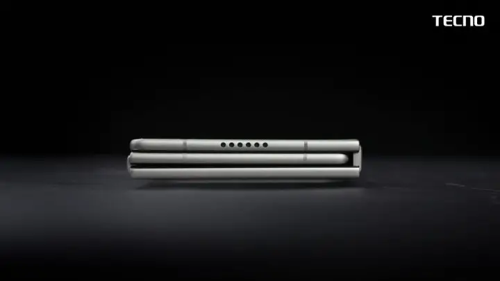 2 Tecno Phantom Ultimate G Fold 1