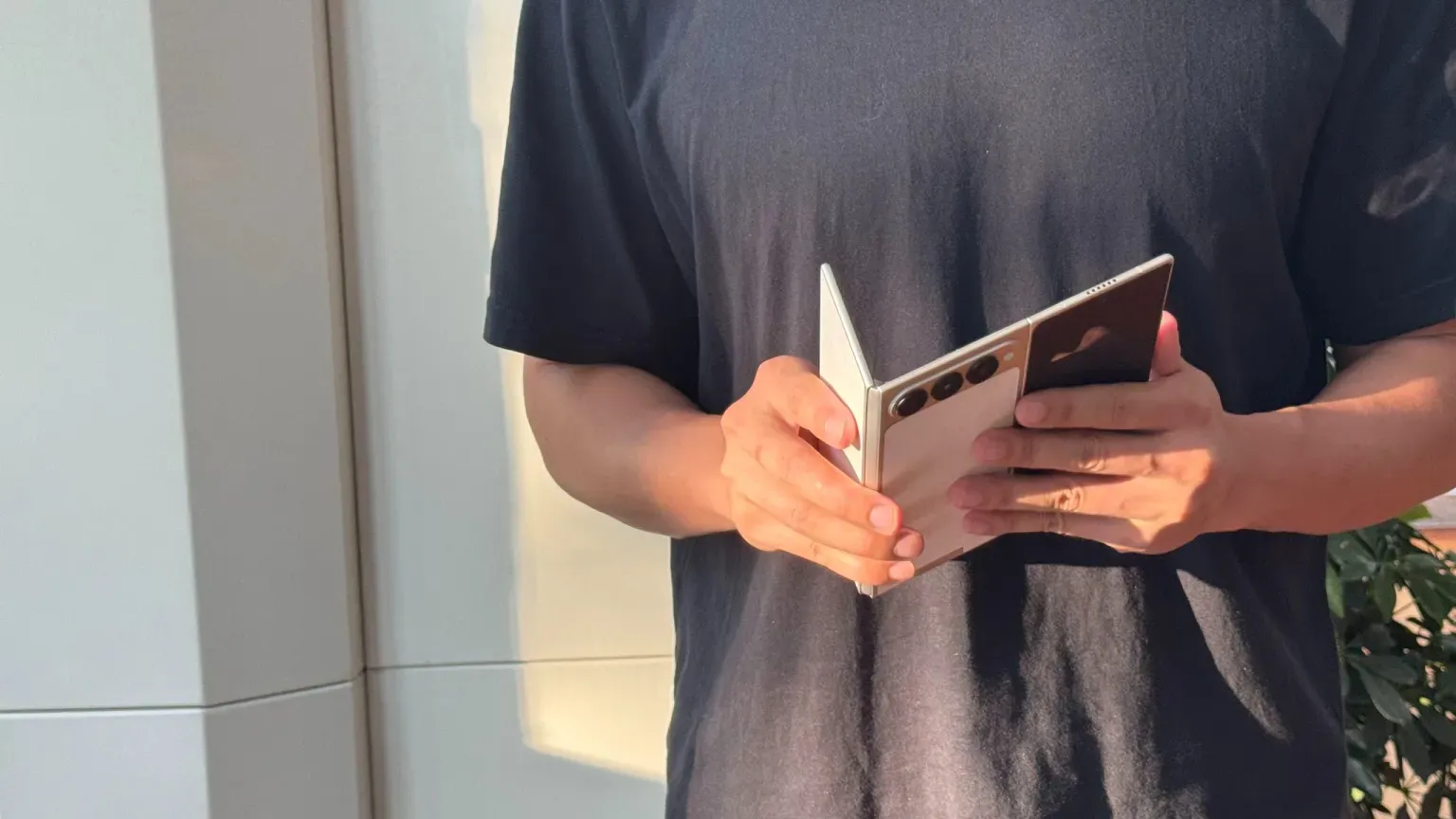 tecno Phantom Ultimate G Fold