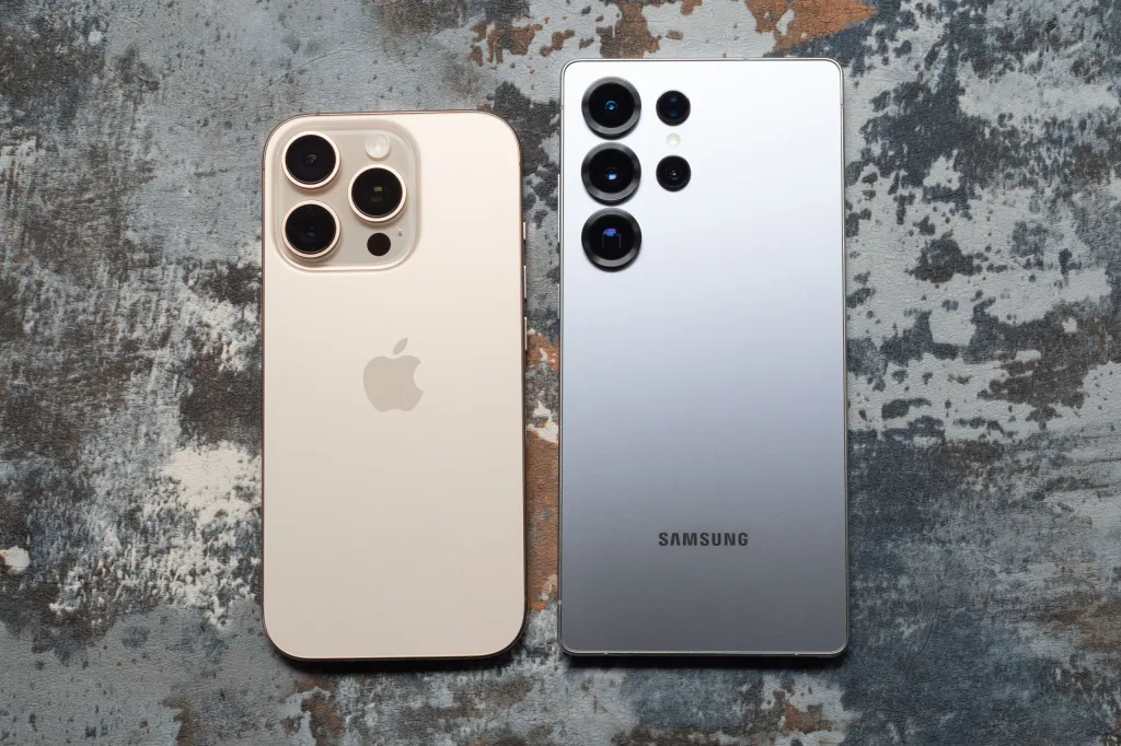 iPhone 17 Pro Max, Galaxy S26 Ultra
