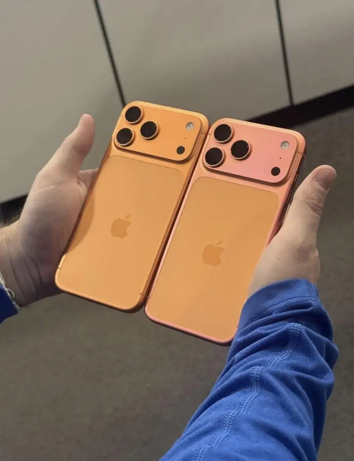 iPhone 17 Pro dan Pro Max Alami Perubahan Warna 3 iPhone 17 Pro comsic orange berubah warna