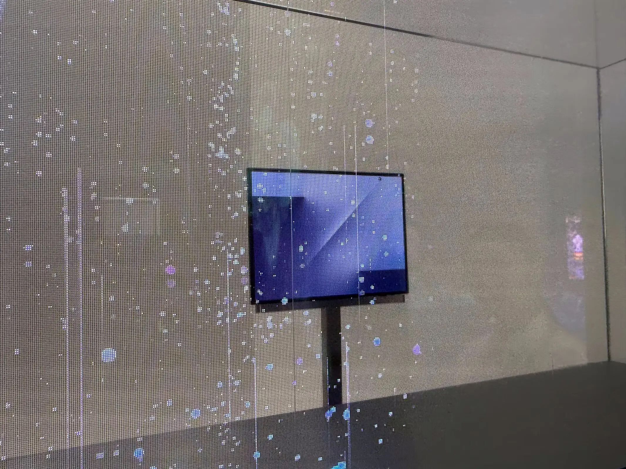 Jelang Debut, Samsung Pamerkan Tampilan Resmi Galaxy Z TriFold
