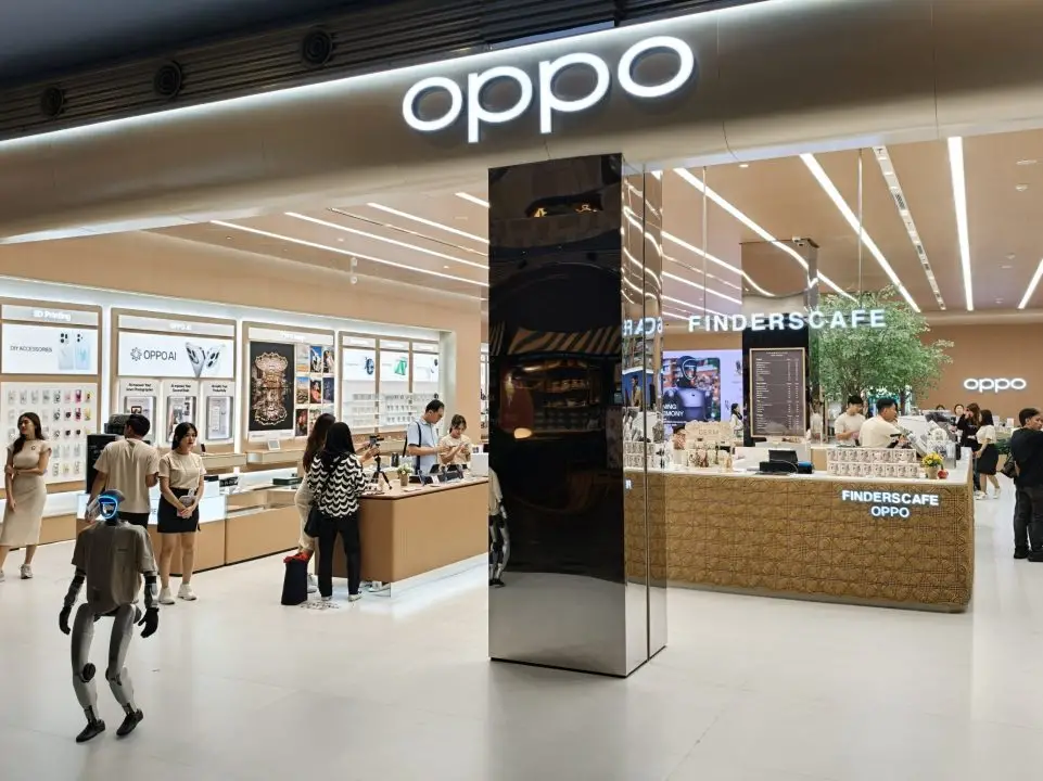 OPPO Rombak Wajah Flagship Store Gandaria City, Begini Tampilan Barunya!