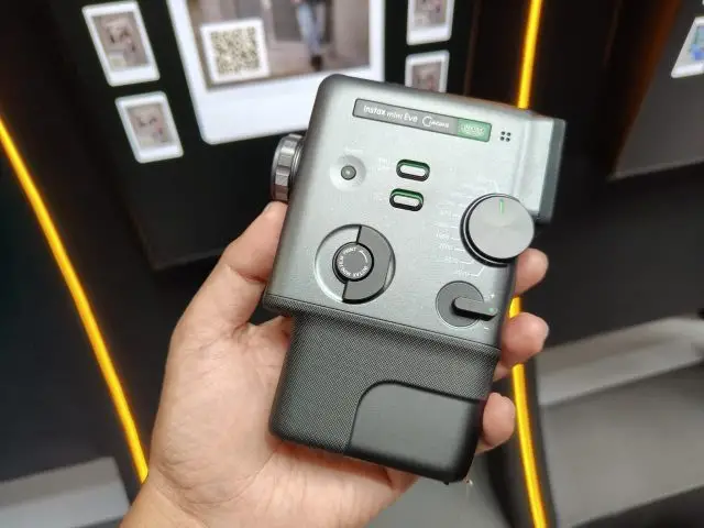 Instax Mini Evo Cinema