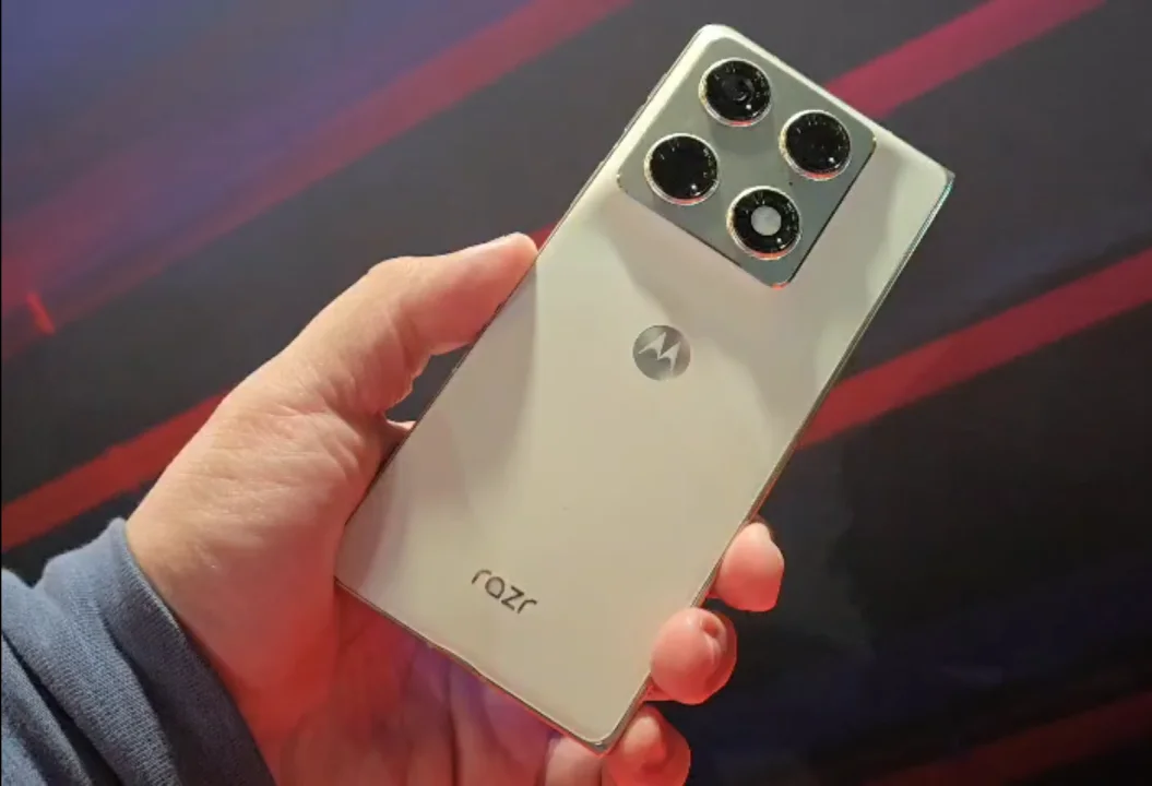 Motorola Razr Fold Resmi Diumumkan: Smartphone Model Fold Pertama dari Motorola