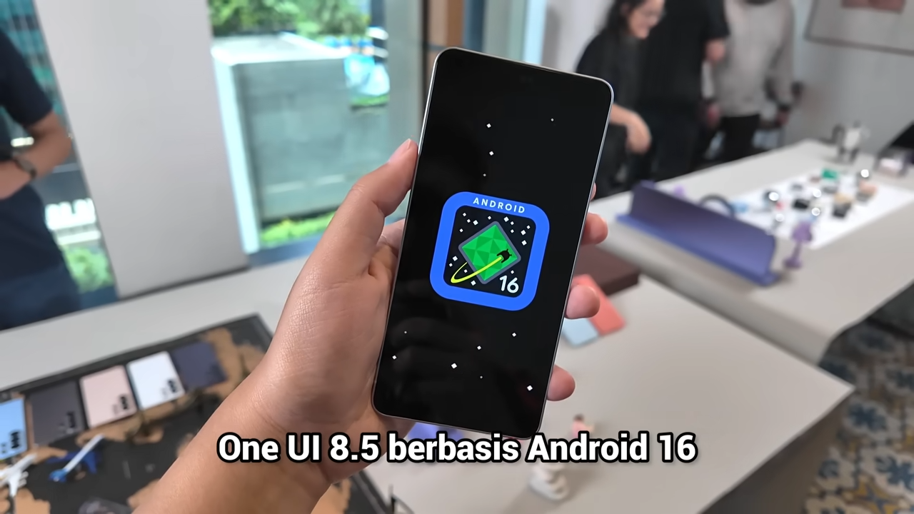 Preview Samsung Galaxy S26 dan S26+: Smartphone Pertama dengan Chip 2nm 10 HP Pertama dgn Chip 2nm Preview Samsung Galaxy S26 dan S26 YouTube 4 35