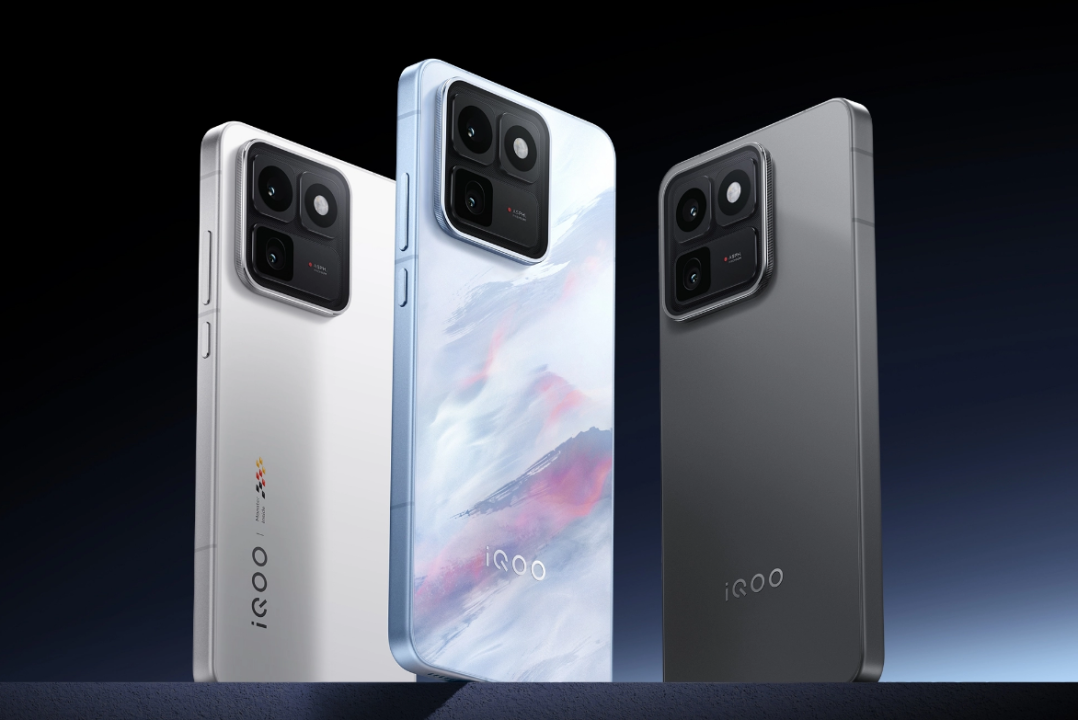 iQOO 15T Diumumkan: Usung Dimensity 9500 Monster Chip, Baterai 8000 mAh, hingga Kamera 200 MP 1 iQOO 15T