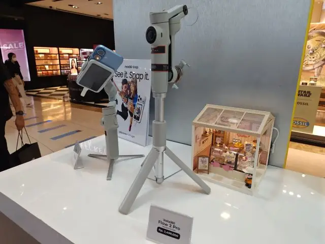 Insta360 Turut Pamerkan Jajaran Kamera dan Aksesoris Pendukung di Acara Luna Park 9 Insta360 Flow 2 Pro