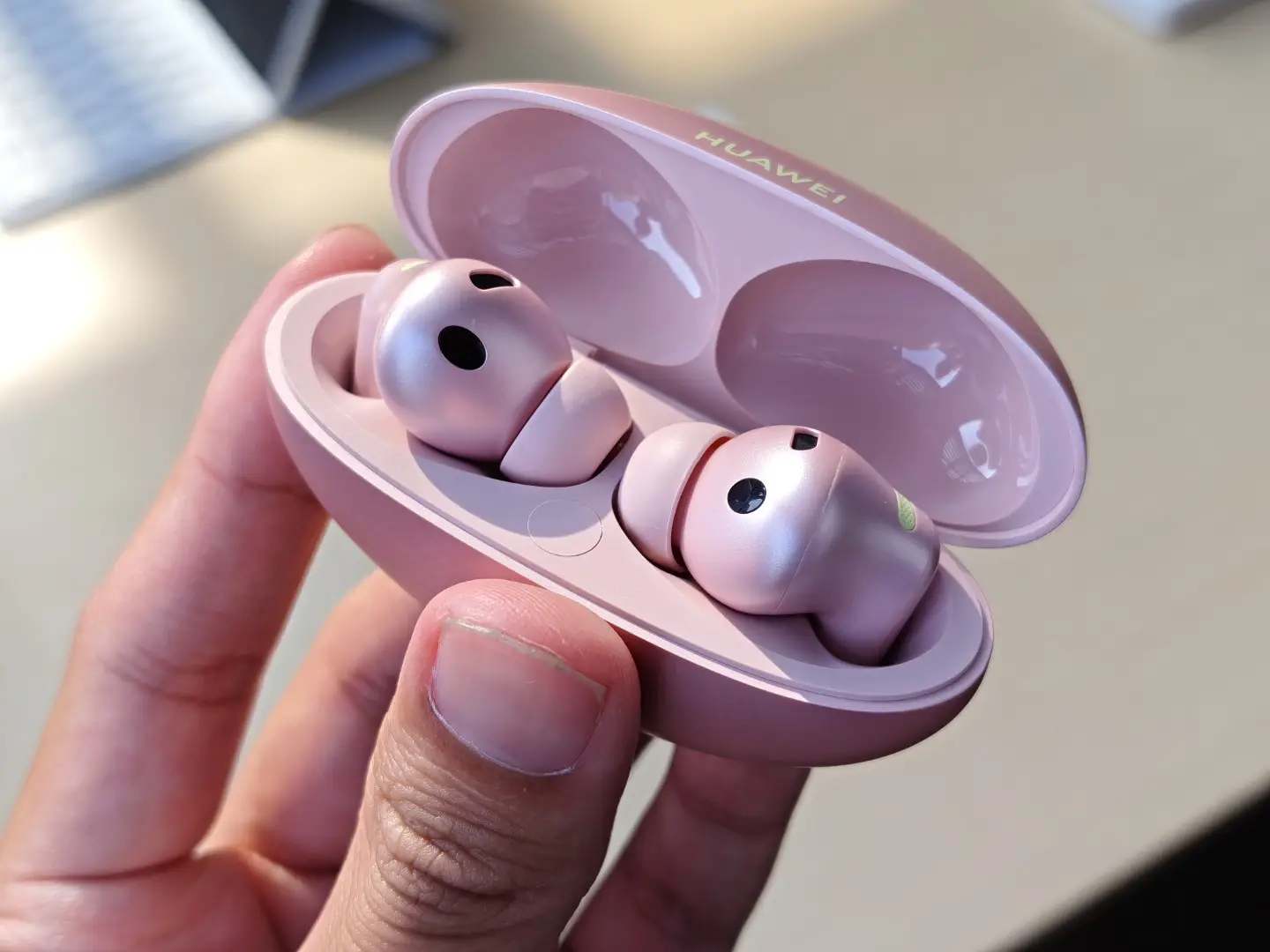 HUAWEI FreeBuds Neo Turut Diperkenalkan, Bawa 30 dB Full Frequency ANC dan Bentuk Yang Ringkas 5 IMG20261022144332 Custom